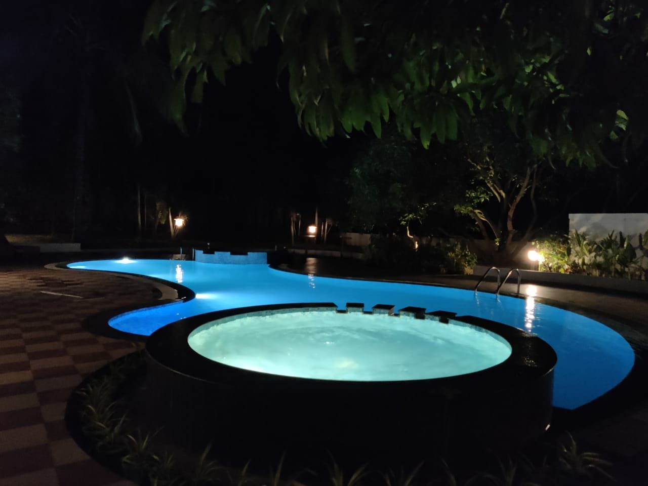 Private Pool Stay